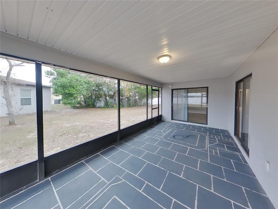 В аренду: $2,099 (3 спален, 2 ванн, 1666 Квадратных фут)