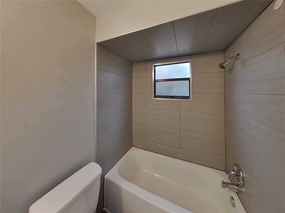 В аренду: $2,099 (3 спален, 2 ванн, 1666 Квадратных фут)