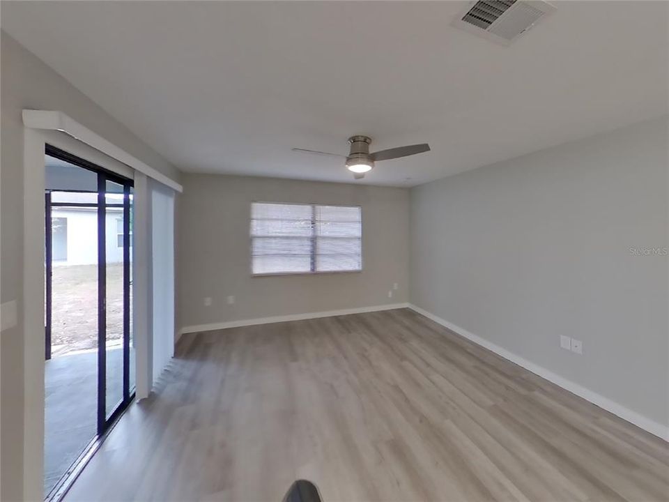 В аренду: $2,099 (3 спален, 2 ванн, 1666 Квадратных фут)