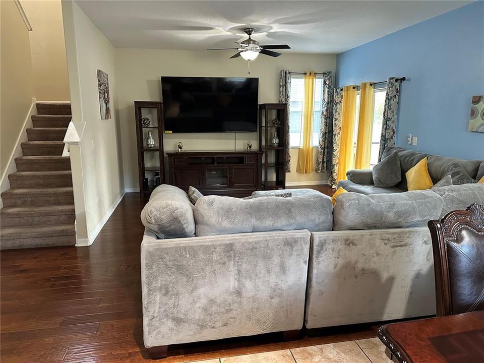 На продажу: $464,900 (5 спален, 3 ванн, 2449 Квадратных фут)