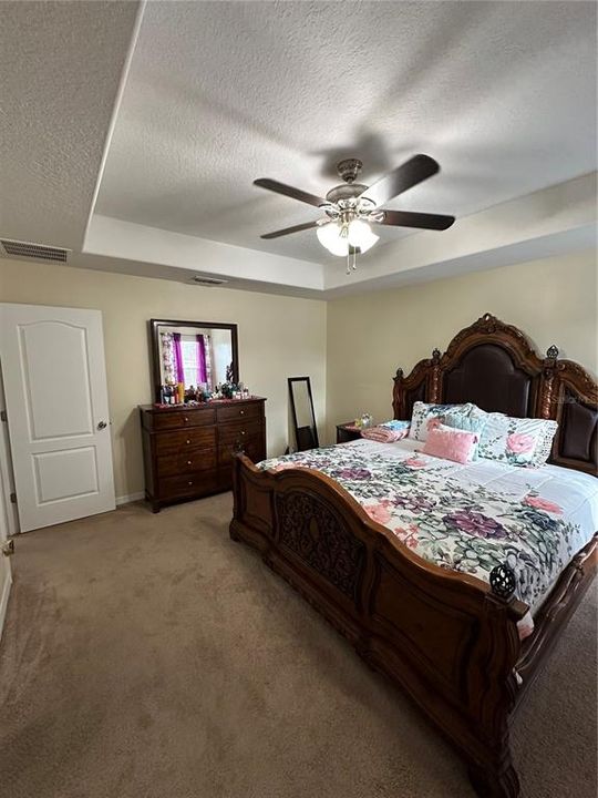 На продажу: $464,900 (5 спален, 3 ванн, 2449 Квадратных фут)