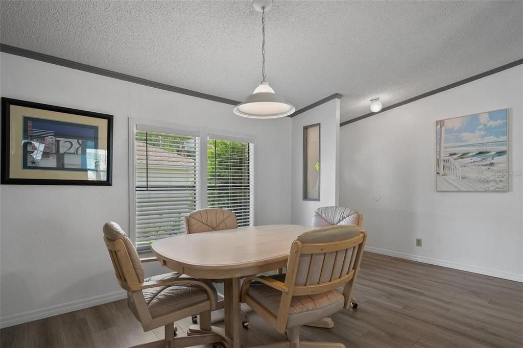 В аренду: $2,500 (3 спален, 2 ванн, 1404 Квадратных фут)