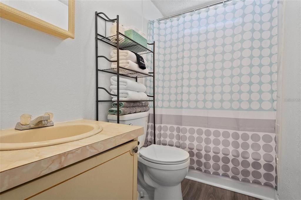 В аренду: $2,500 (3 спален, 2 ванн, 1404 Квадратных фут)