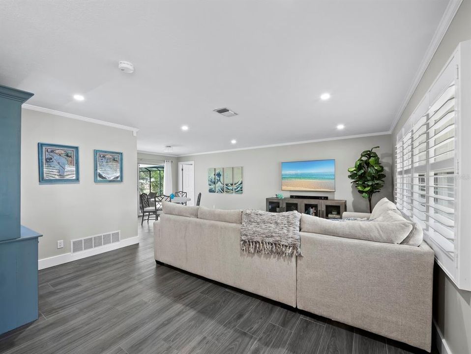 待售: $725,000 (3 贝兹, 2 浴室, 1793 平方英尺)