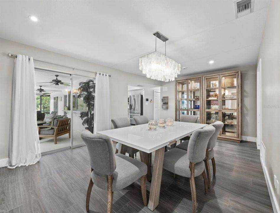 待售: $725,000 (3 贝兹, 2 浴室, 1793 平方英尺)