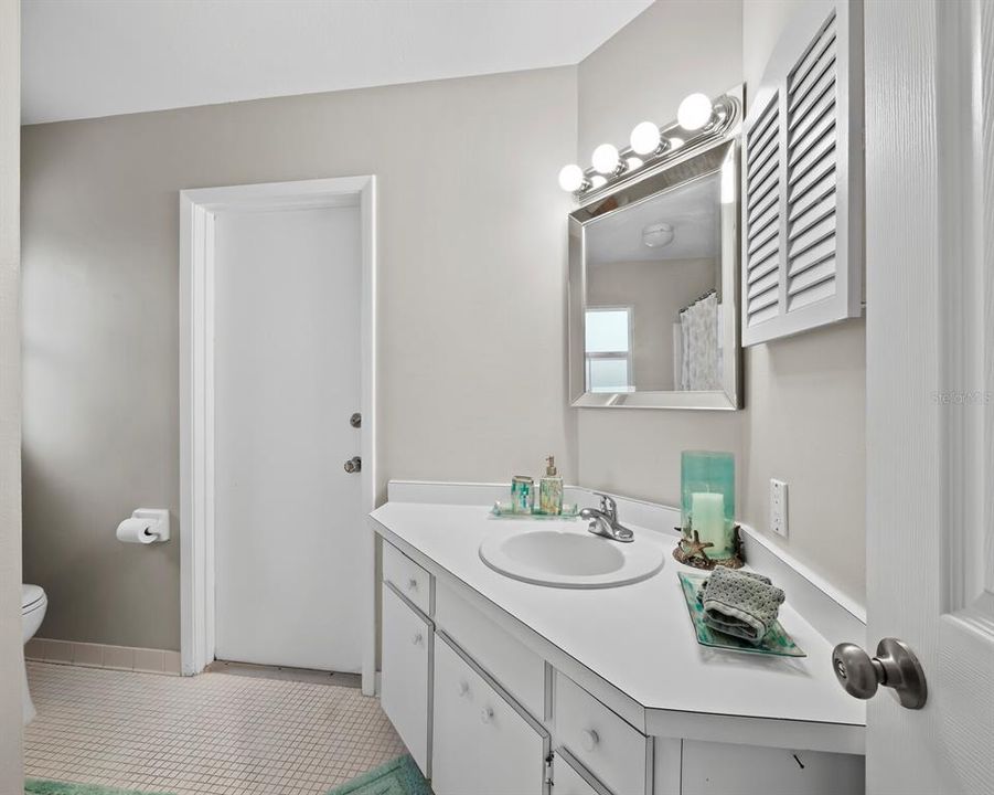 待售: $725,000 (3 贝兹, 2 浴室, 1793 平方英尺)