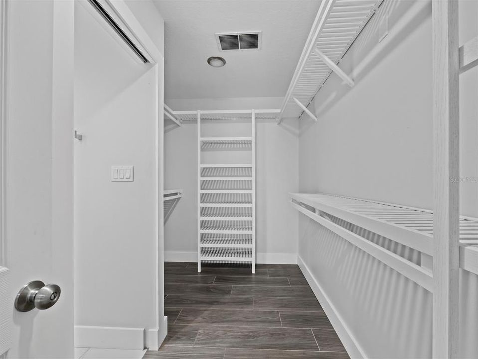 待售: $725,000 (3 贝兹, 2 浴室, 1793 平方英尺)