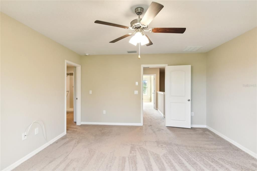 В аренду: $2,200 (2 спален, 2 ванн, 1615 Квадратных фут)