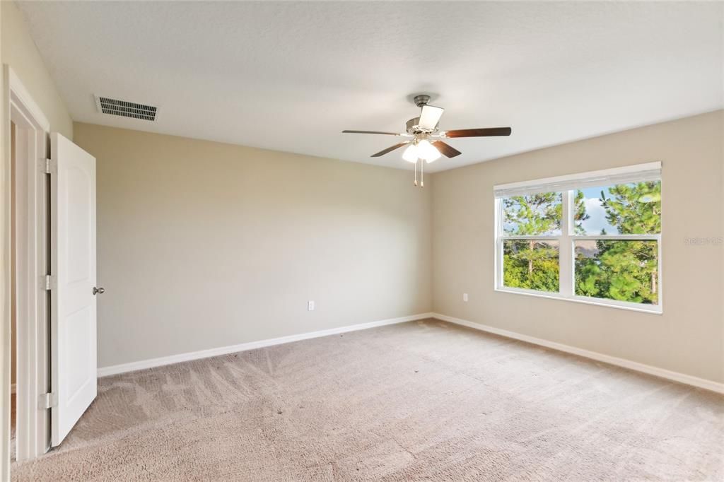 В аренду: $2,200 (2 спален, 2 ванн, 1615 Квадратных фут)