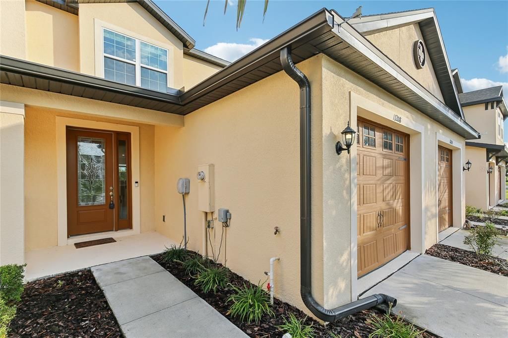 В аренду: $2,200 (2 спален, 2 ванн, 1615 Квадратных фут)