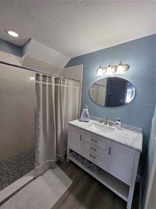 For Sale: $255,000 (3 beds, 2 baths, 1577 Square Feet)