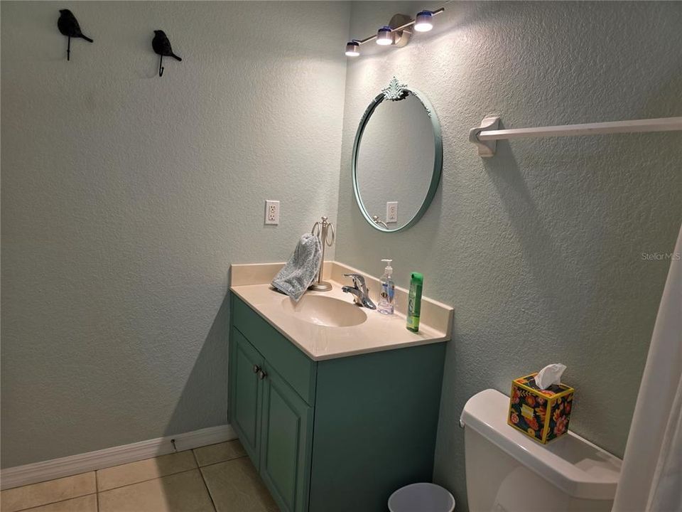 For Sale: $255,000 (3 beds, 2 baths, 1577 Square Feet)