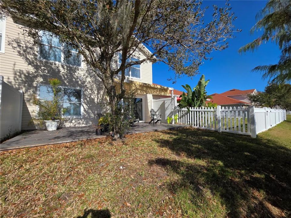 For Sale: $255,000 (3 beds, 2 baths, 1577 Square Feet)