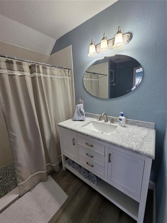 For Sale: $255,000 (3 beds, 2 baths, 1577 Square Feet)