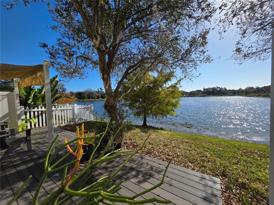 For Sale: $255,000 (3 beds, 2 baths, 1577 Square Feet)