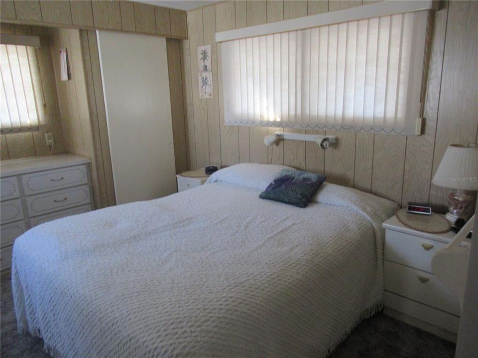 For Sale: $119,900 (2 beds, 1 baths, 528 Square Feet)