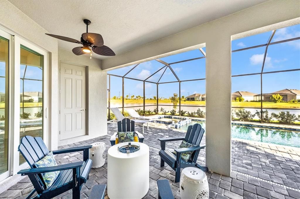 出租: $8,000 (3 贝兹, 2 浴室, 1858 平方英尺)