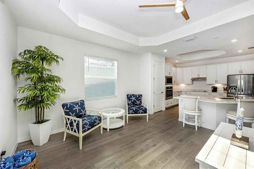 出租: $8,000 (3 贝兹, 2 浴室, 1858 平方英尺)