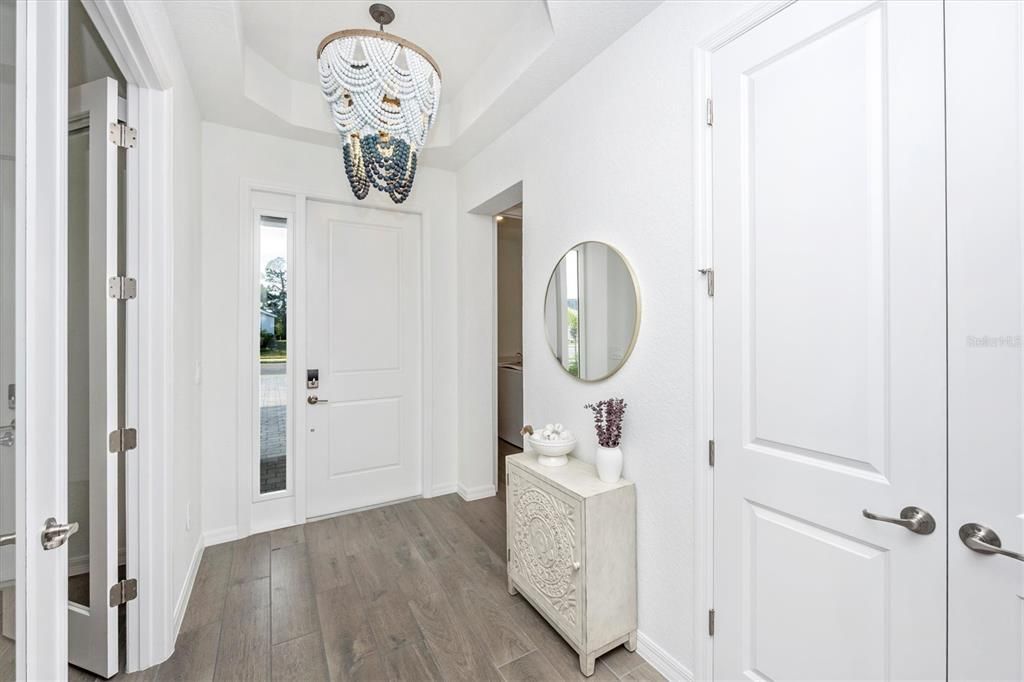 出租: $8,000 (3 贝兹, 2 浴室, 1858 平方英尺)