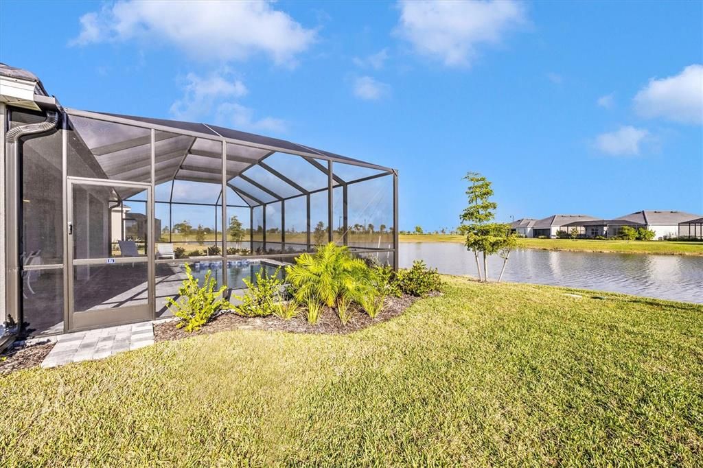 出租: $8,000 (3 贝兹, 2 浴室, 1858 平方英尺)