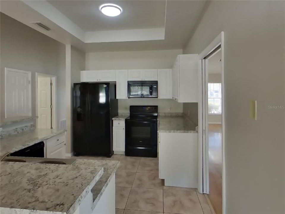 В аренду: $1,899 (3 спален, 2 ванн, 2680 Квадратных фут)