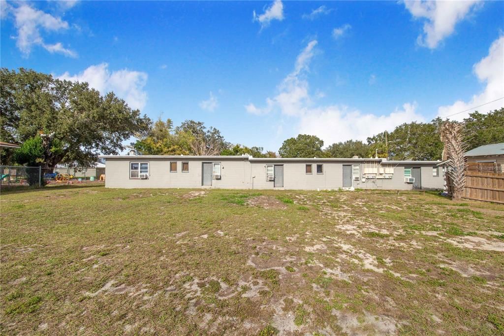 待售: $449,000 (6 贝兹, 0 浴室, 2880 平方英尺)