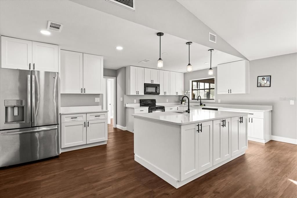 For Sale: $419,900 (3 beds, 2 baths, 2023 Square Feet)