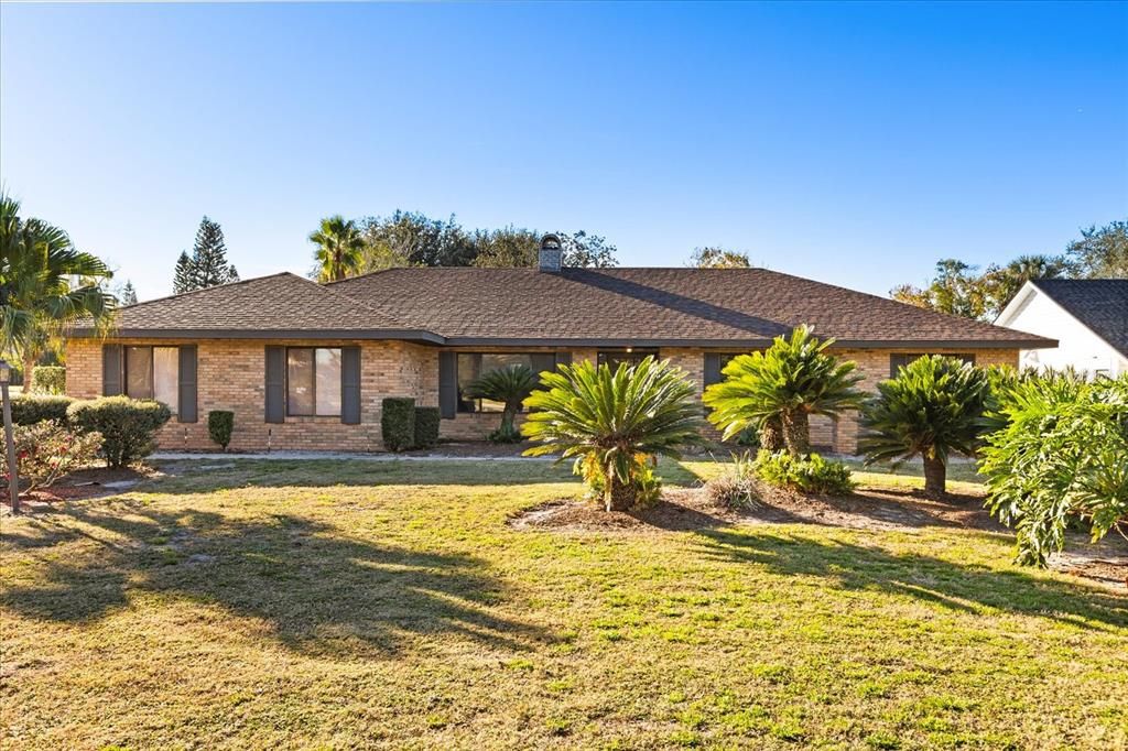 For Sale: $419,900 (3 beds, 2 baths, 2023 Square Feet)