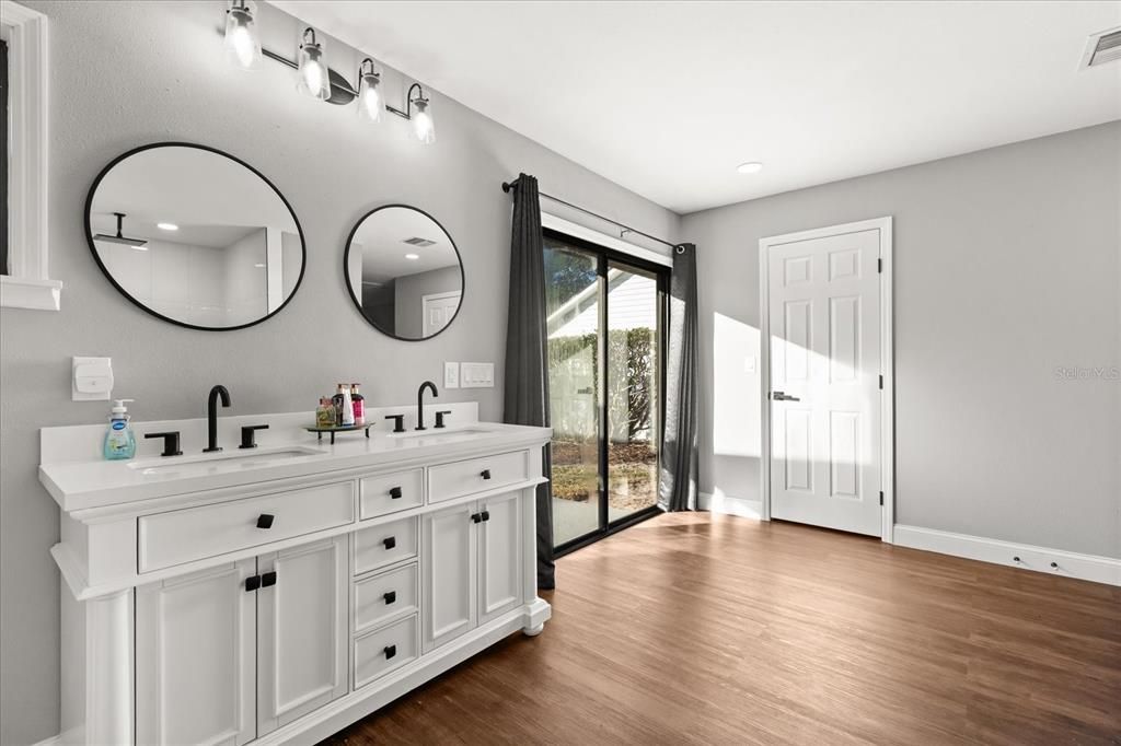 For Sale: $419,900 (3 beds, 2 baths, 2023 Square Feet)