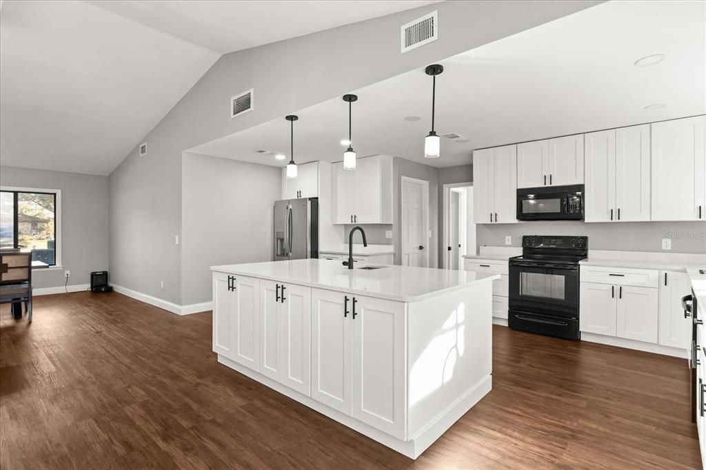 For Sale: $419,900 (3 beds, 2 baths, 2023 Square Feet)