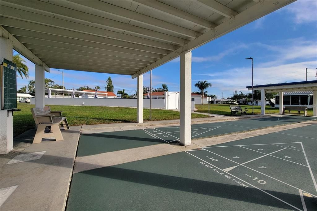 На продажу: $400,000 (2 спален, 2 ванн, 1647 Квадратных фут)