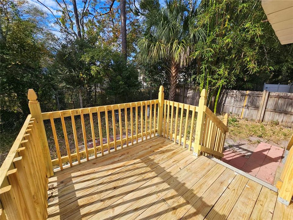 For Sale: $279,000 (3 beds, 2 baths, 1800 Square Feet)