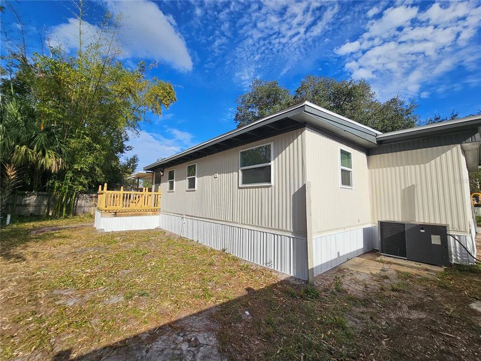 For Sale: $279,000 (3 beds, 2 baths, 1800 Square Feet)