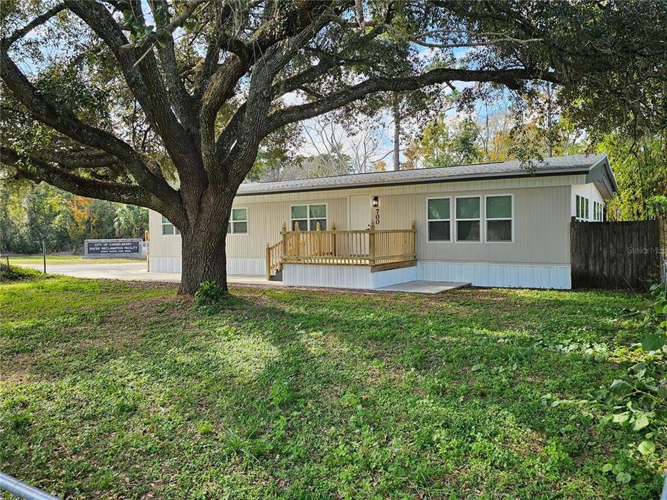 For Sale: $279,000 (3 beds, 2 baths, 1800 Square Feet)