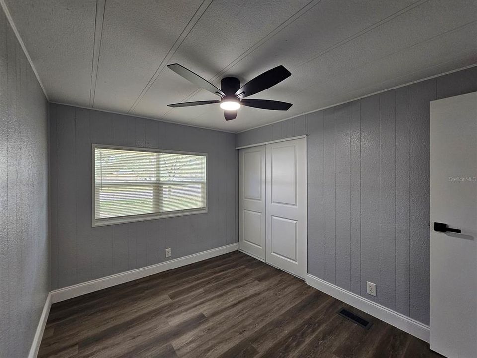 For Sale: $279,000 (3 beds, 2 baths, 1800 Square Feet)