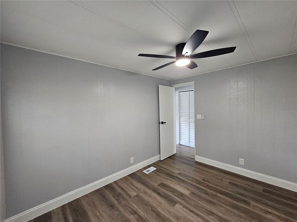 For Sale: $279,000 (3 beds, 2 baths, 1800 Square Feet)