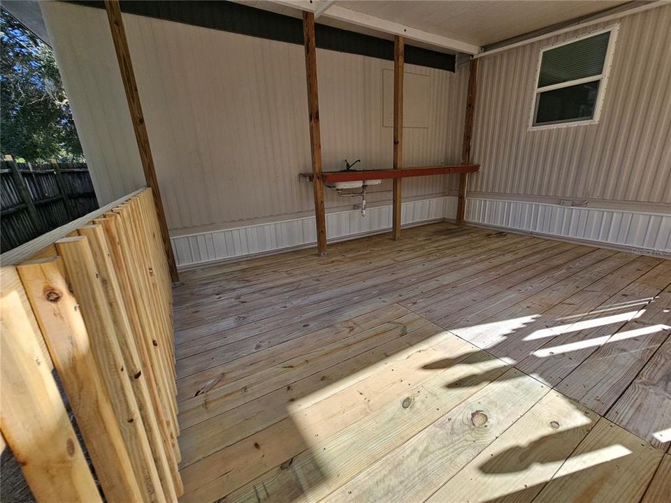 For Sale: $279,000 (3 beds, 2 baths, 1800 Square Feet)