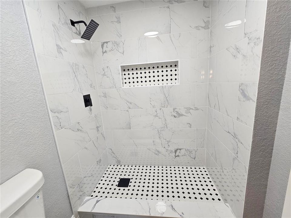 For Sale: $279,000 (3 beds, 2 baths, 1800 Square Feet)