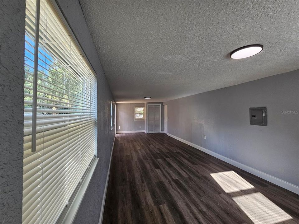 For Sale: $279,000 (3 beds, 2 baths, 1800 Square Feet)