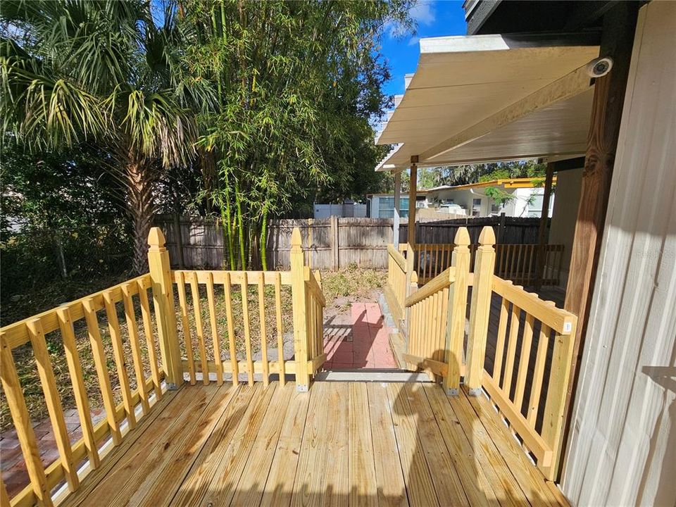 For Sale: $279,000 (3 beds, 2 baths, 1800 Square Feet)