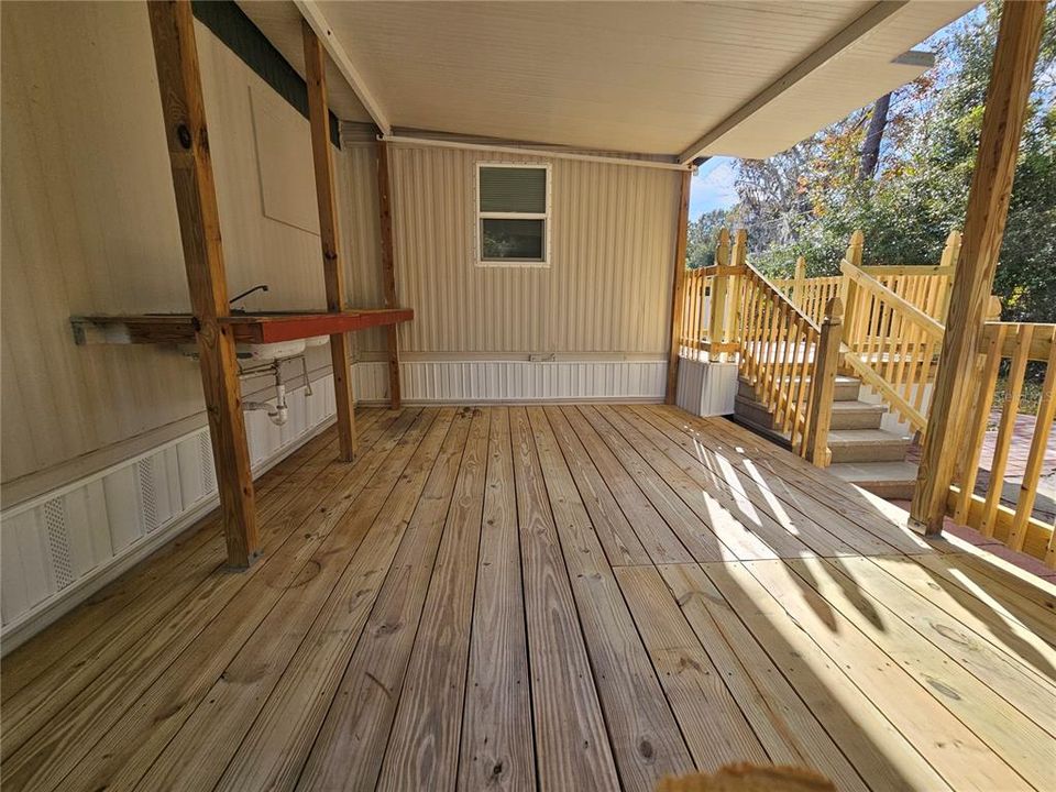 For Sale: $279,000 (3 beds, 2 baths, 1800 Square Feet)