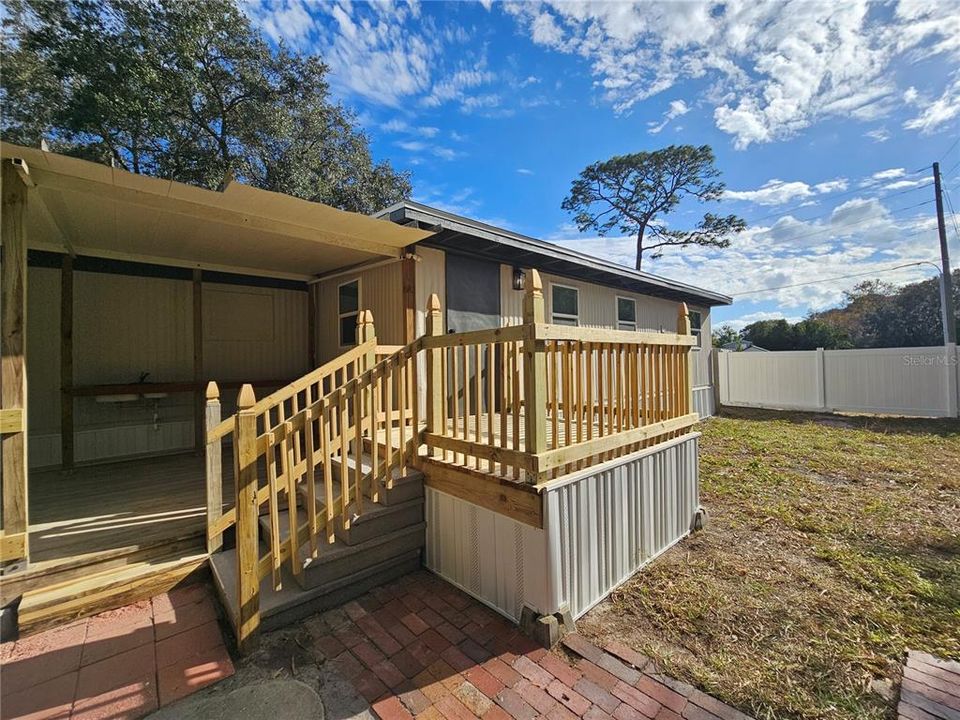 For Sale: $279,000 (3 beds, 2 baths, 1800 Square Feet)