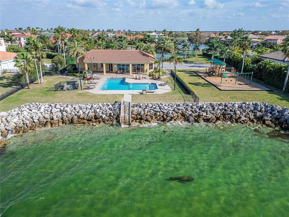 待售: $289,000 (0.30 acres)