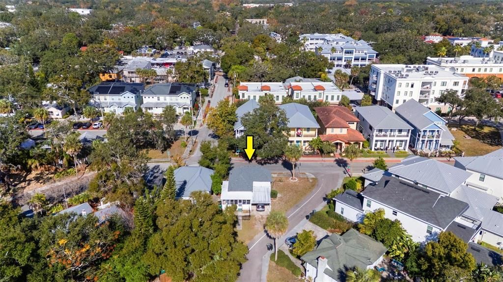 For Sale: $614,900 (2 beds, 1 baths, 748 Square Feet)