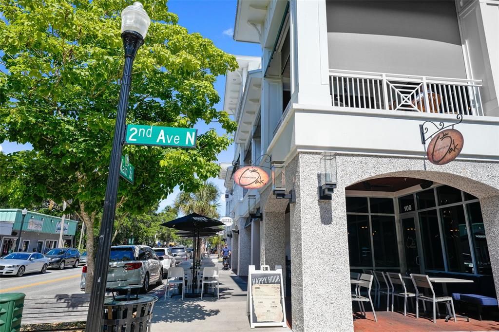 For Sale: $614,900 (2 beds, 1 baths, 748 Square Feet)