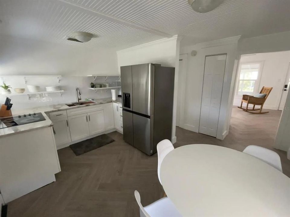 For Sale: $614,900 (2 beds, 1 baths, 748 Square Feet)