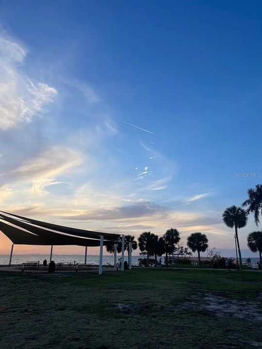 For Sale: $614,900 (2 beds, 1 baths, 748 Square Feet)