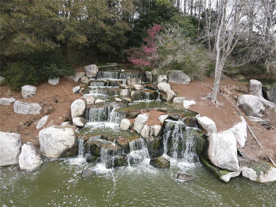 В аренду: $2,000 (4 спален, 2 ванн, 1583 Квадратных фут)