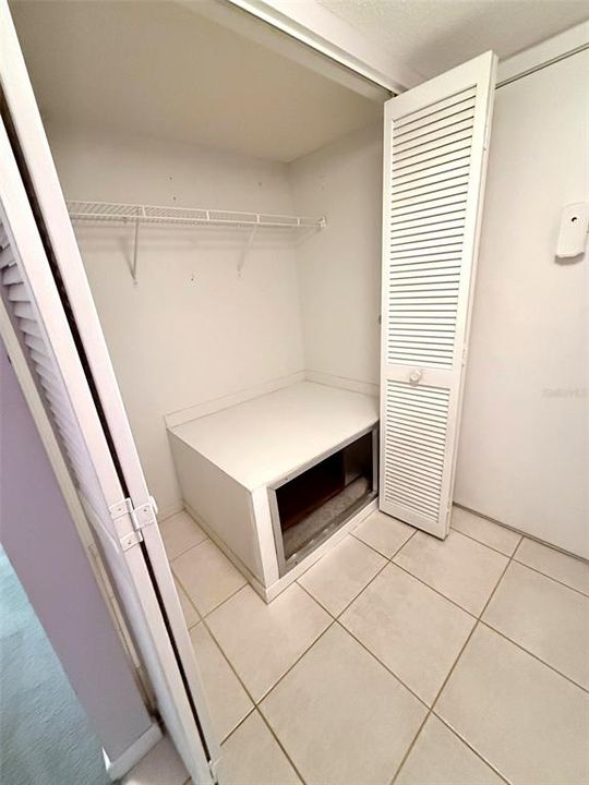 For Sale: $85,000 (2 beds, 2 baths, 1256 Square Feet)