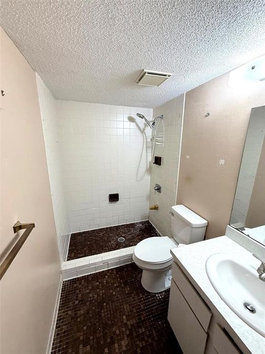 For Sale: $85,000 (2 beds, 2 baths, 1256 Square Feet)